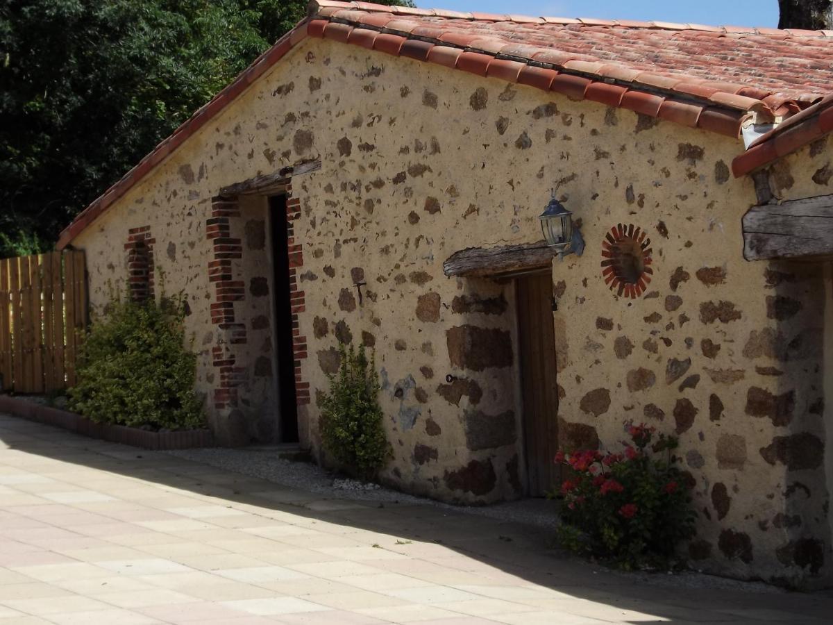 Bed and Breakfast La Basse Monniere à Sevremont Extérieur photo